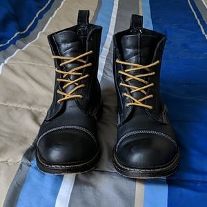 Lace up boots